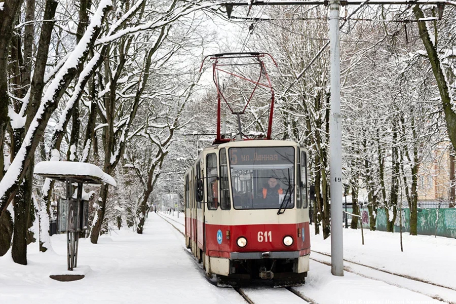 В Калининграде назвали зарплаты водителей автобусов, троллейбусов и трамваев