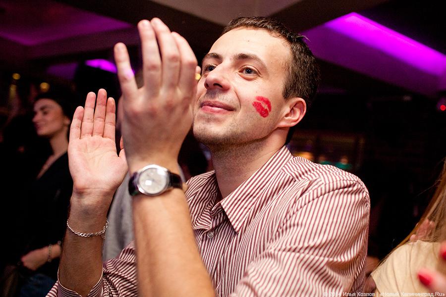 Только для девушек: белорусские стриптизёры «раскачали» «Stereo Cafe»