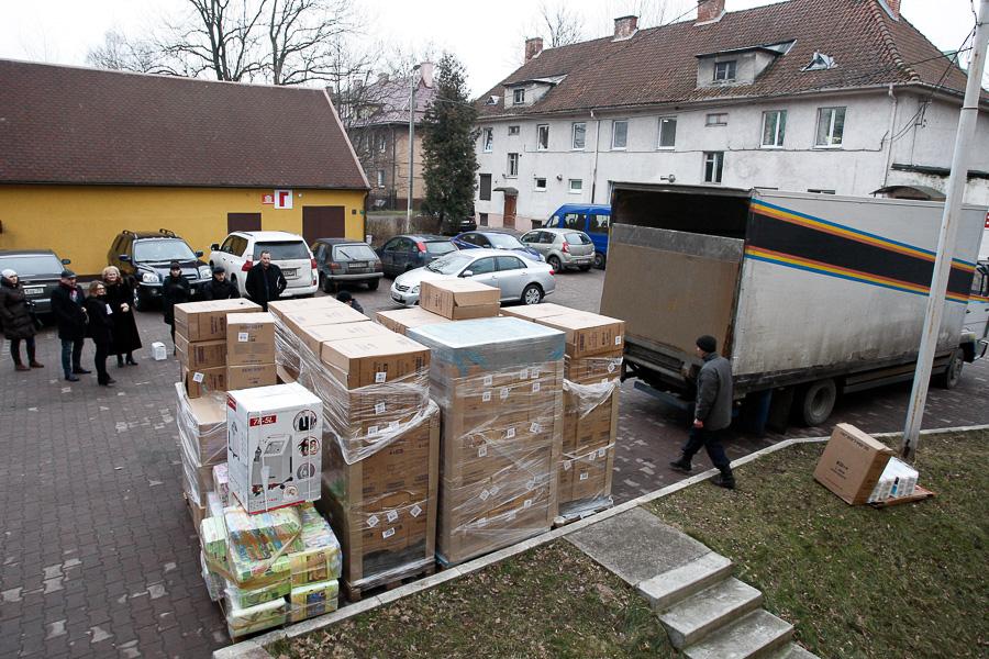 Лишним не будет: как калининградский хоспис встречал благотворительную посылку доктора Лизы