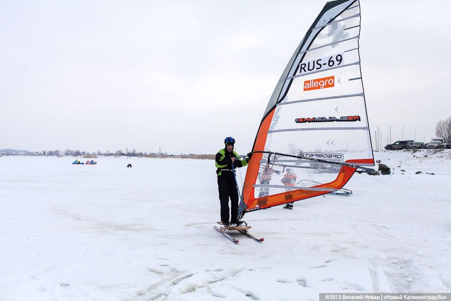 «Без тормозов»: репортаж с соревнований по сноукайтингу и айсбордингу