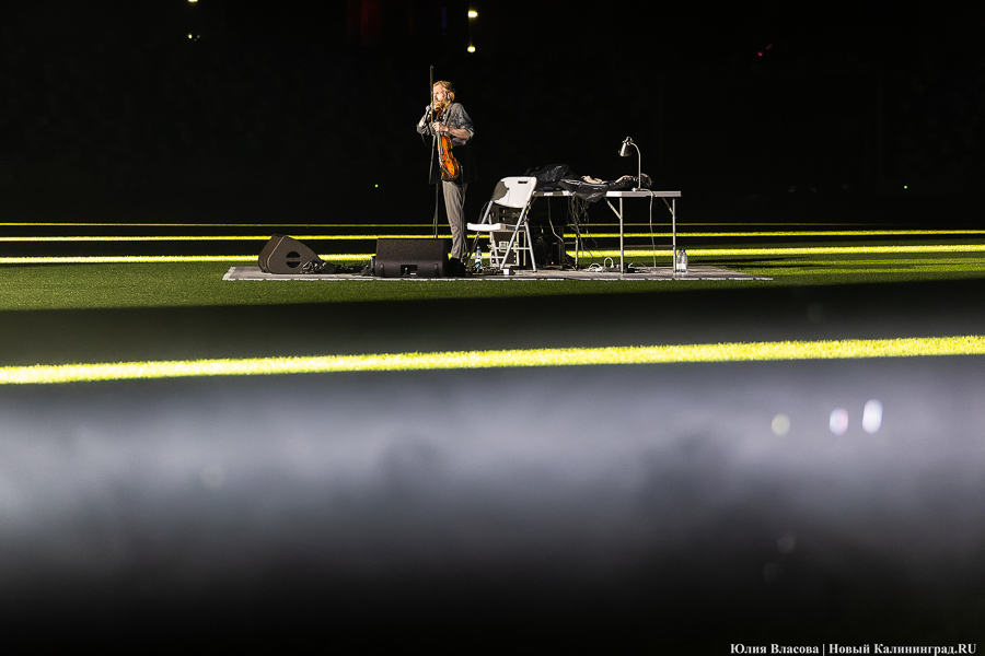 «Звуковая скульптура»: на стадионе «Калининград» устроили саунд-арт-концерт