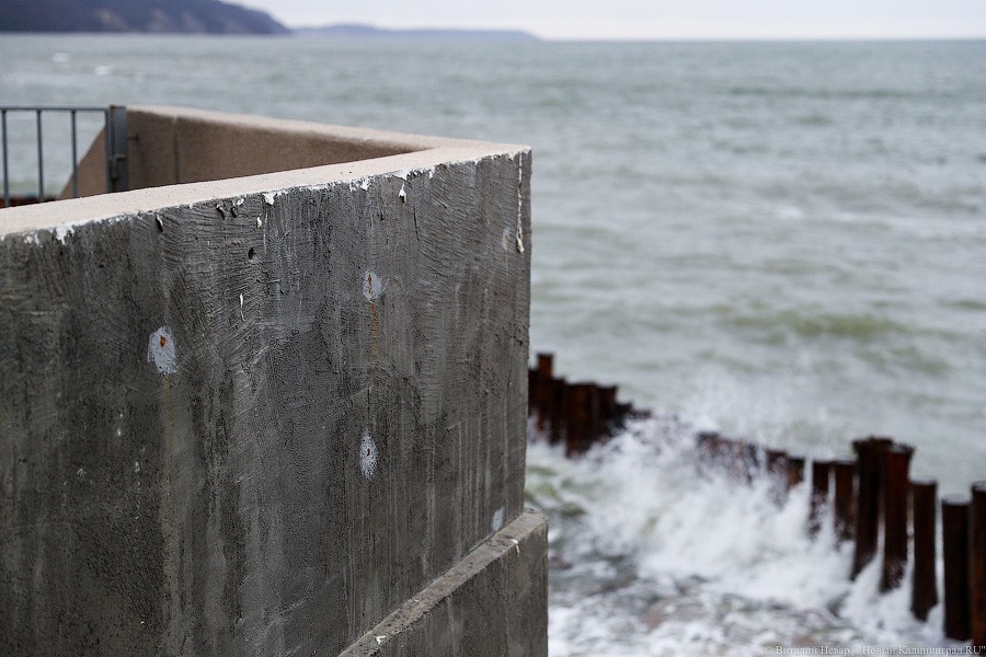 «В ожидании 70 метров»: как ведутся работы по расширению пляжа в Светлогорске