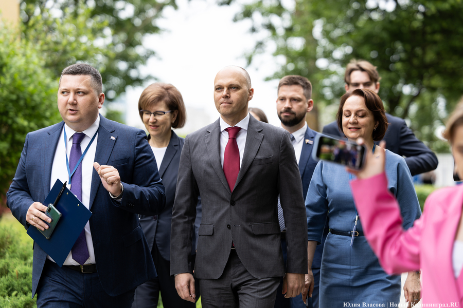 Под вальс из старого фильма: как проходил «Последний звонок» в школе № 6