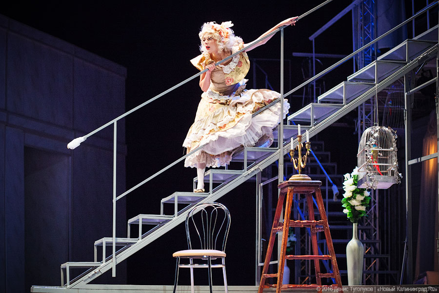 Лекарь с головы до ног: комедия «Мнимый больной» в Калининградском драмтеатре