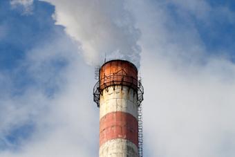 «Теплосети» выделили 5,5 млн на демонтаж 102-метровой аварийной трубы