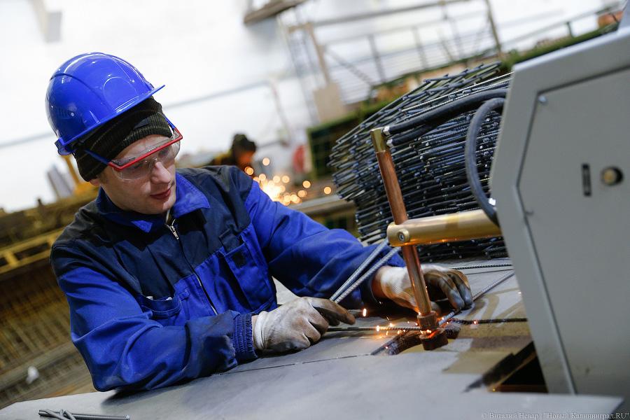 «Скажи им, Андрей»: кто льёт сваи для стадиона к чемпионату мира на Острове