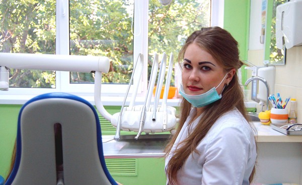 Новейшая система отбеливания зубов ZOOM 4 теперь есть и в Калининграде