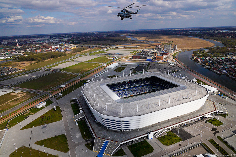 Под винтом вертолёта о чем-то поёт: воздушный парад глазами участника (фото)