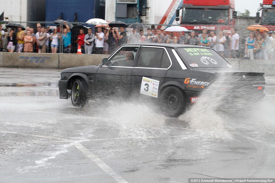 «Скользящие»: фоторепортаж с дрифт-шоу