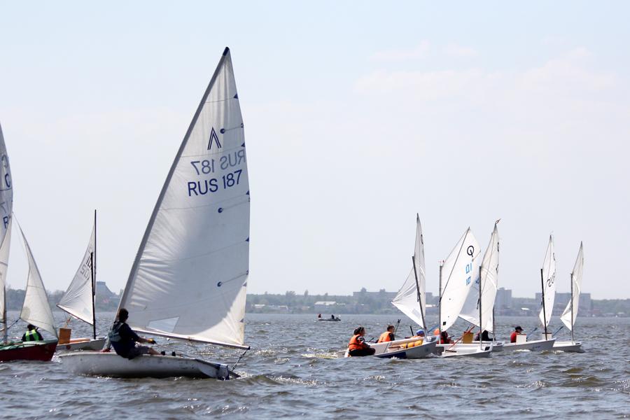 «Внимание, старт!»: репортаж с открытия парусного сезона 