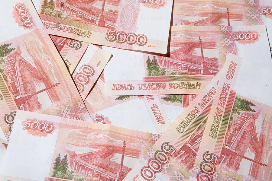 Главбух похитила со счетов мебельной фирмы 19,5 миллионов рублей