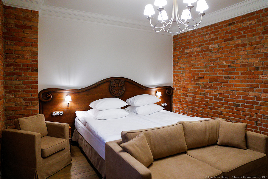 Губернаторский номер: как Антон Алиханов в Гвардейск ездил