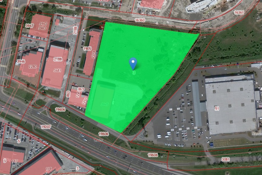 Власти разрешили вырубить 239 деревьев в районе гипермаркета Metro на Московском проспекте