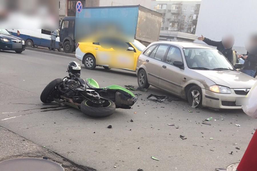 Сбитый на У. Громовой мотоциклист погиб (фото)