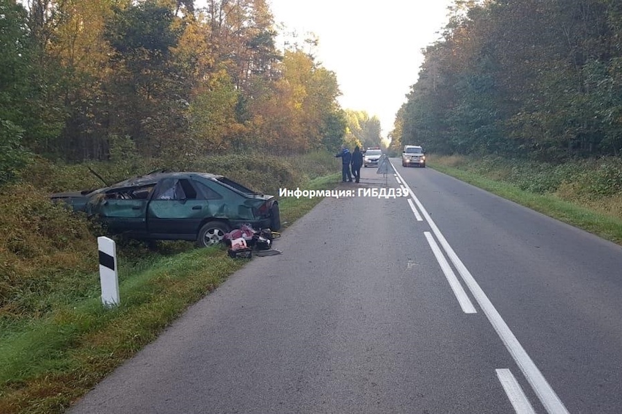 Под Славском перевернулся «Рено», пострадала женщина (фото)