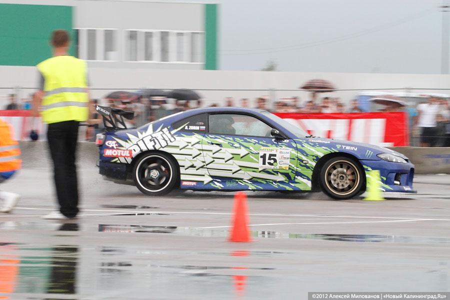 «Скользящие»: фоторепортаж с дрифт-шоу