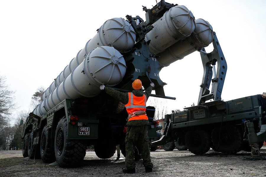 Генсек НАТО пообещал ответить России на выход из ракетного договора