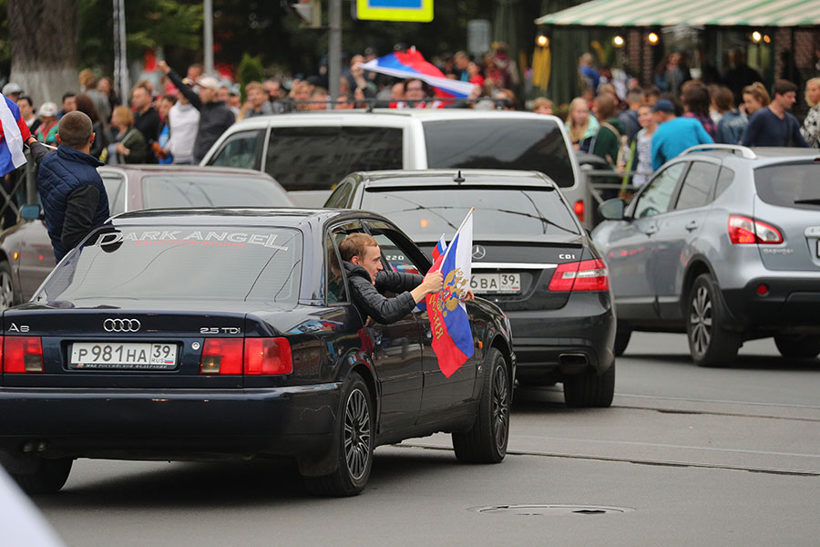 Усы победы: как Калининград болел и радовался за сборную России (фото)