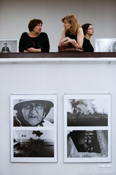 Картинки с выставки: открытие Балтийской биеннале фотографии