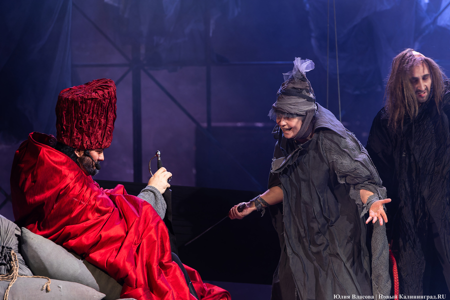 Два мира, две правды: в Музыкальном театре поставили мюзикл «Капитанская дочка» (фото)