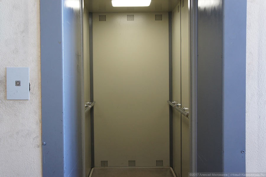 «Будто дело замяли»: получившая ножом в грудь калининградка обвиняет полицию