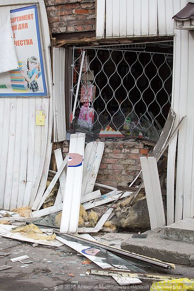 Кровавый след: в Калининграде автобус сбил женщину, шедшую на трамвай