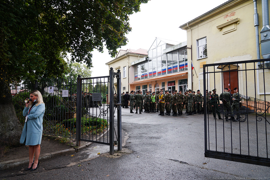 На участках и на кухне: как в Калининградской области прошёл первый день выборов