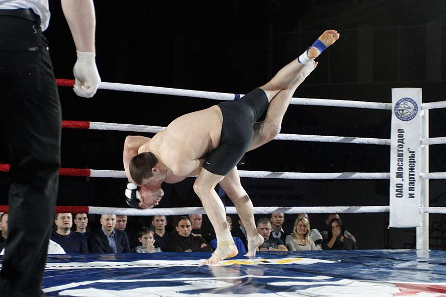 "Правила боёв без правил": фоторепортаж "Нового Калининграда.Ru"