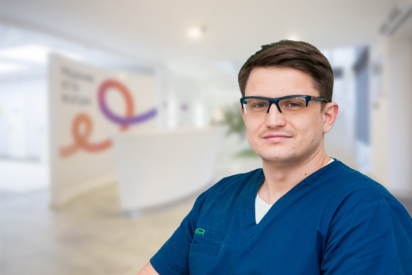 «Клиника Эксперт»: лечение боли в день обращения 