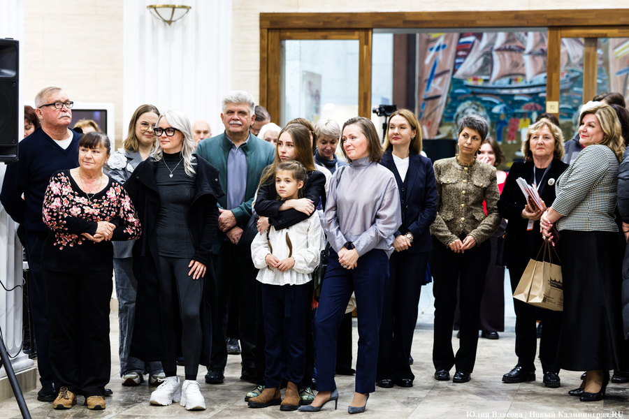 Море, железо и бетон: в Калининграде открыли индустриальную выставку-эксперимент (фото)