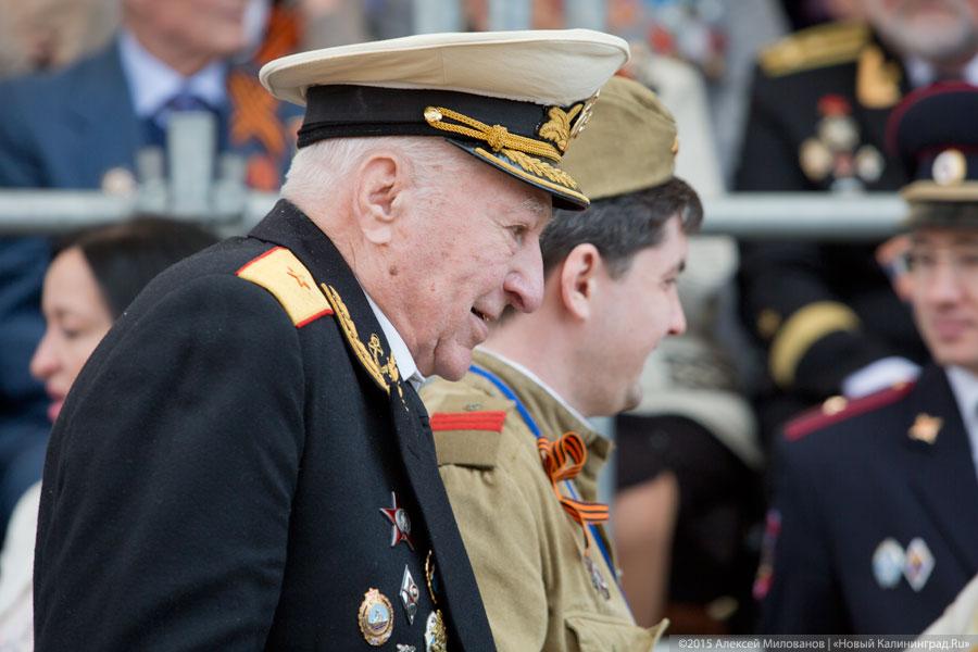 Ярмарка тщеславия: эпицентр парада Победы в Калининграде (фото)