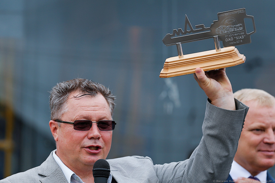 Оранжевое счастье: Калининграду передали 100 новых автобусов МАЗ (фото)