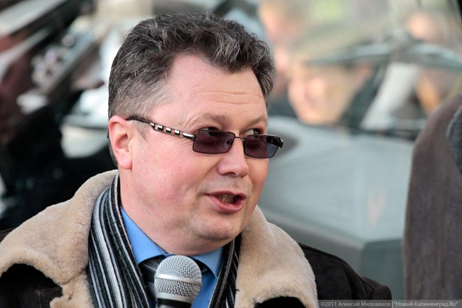 "Троллейбус с поклоном": фоторепортаж "Нового Калининграда.Ru"