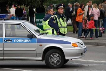 Власти Калининграда попросили убрать автомобили с улиц в праздник под угрозой эвакуации