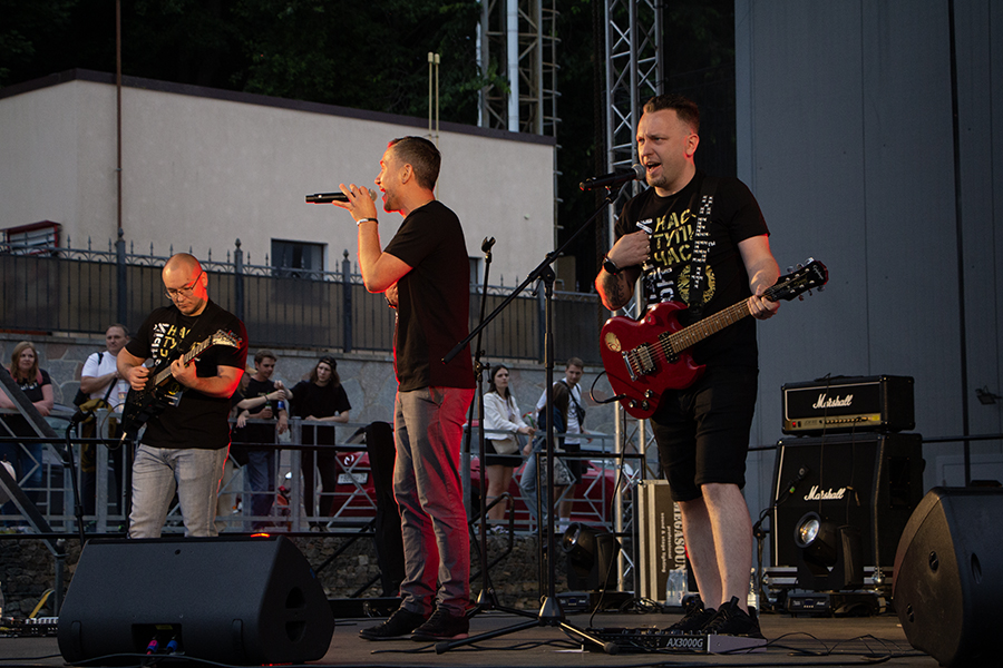 Калининградский рок жив: как в Пионерском прошёл благотворительный фестиваль (фото) (видео)