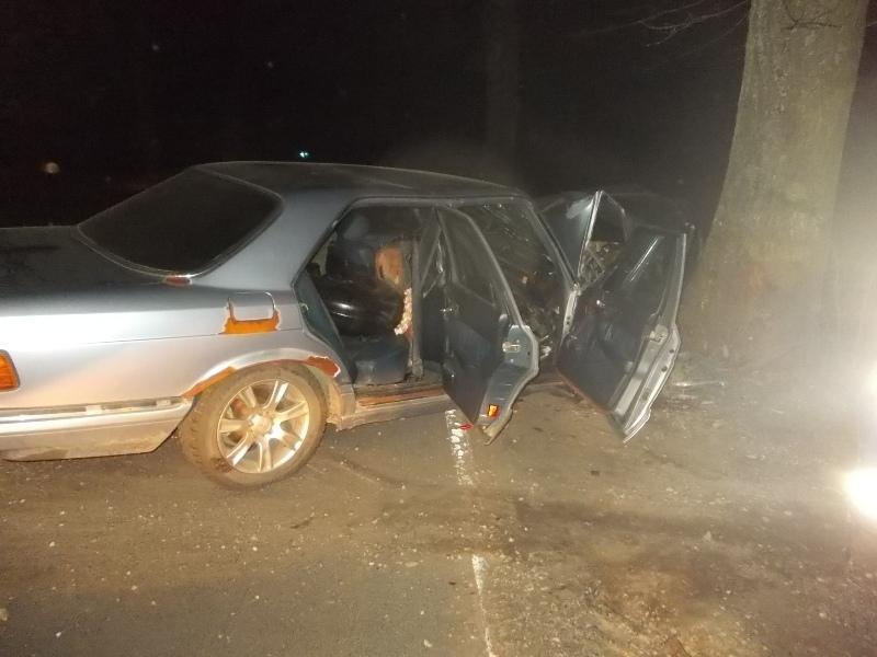 Ночью в Полесском районе перевернулся «Фольксваген», пострадали водитель и пассажир