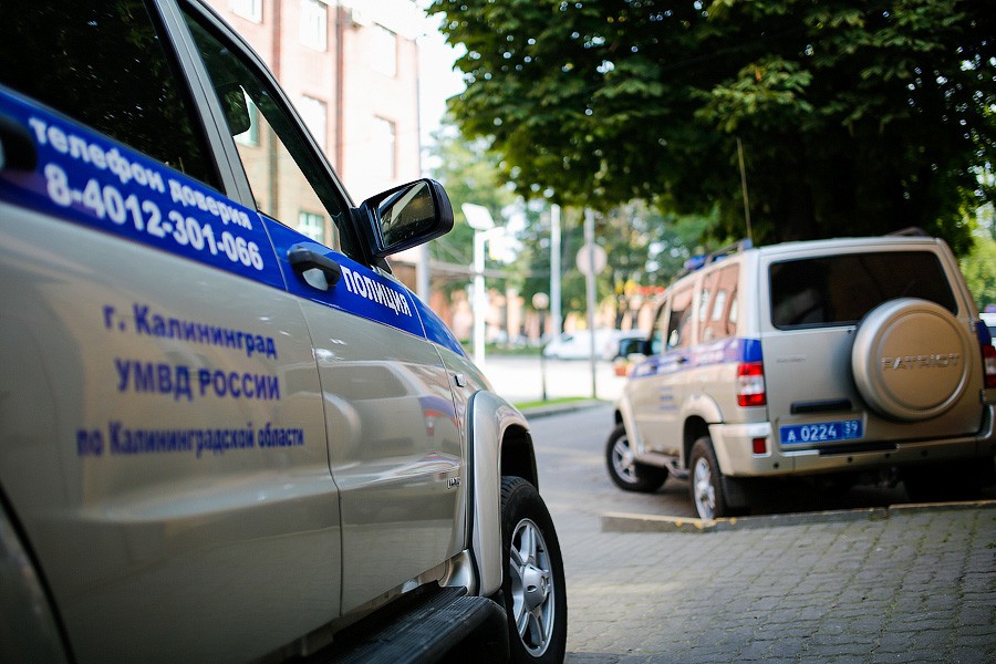 В Калининграде полицейские задержали мошенников из Ханты-Мансийского автономного округа