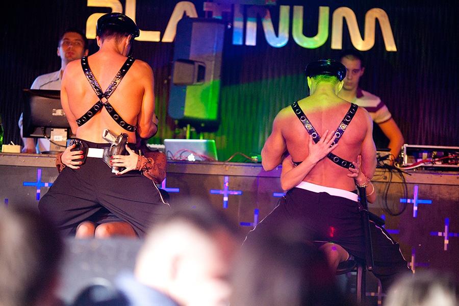 «В лямках приличия»: «Rescue Men Show» в «Платинуме»