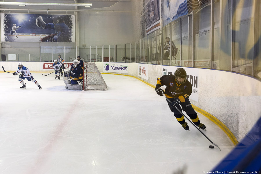 Хоккей его имени: Владислав Третьяк открыл турнир в Светлогорске (фото)