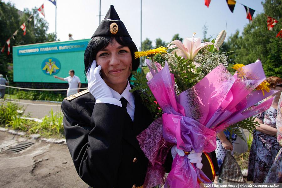 В кильватерном гордом строю: в БВМИ прошёл выпуск лейтенантов