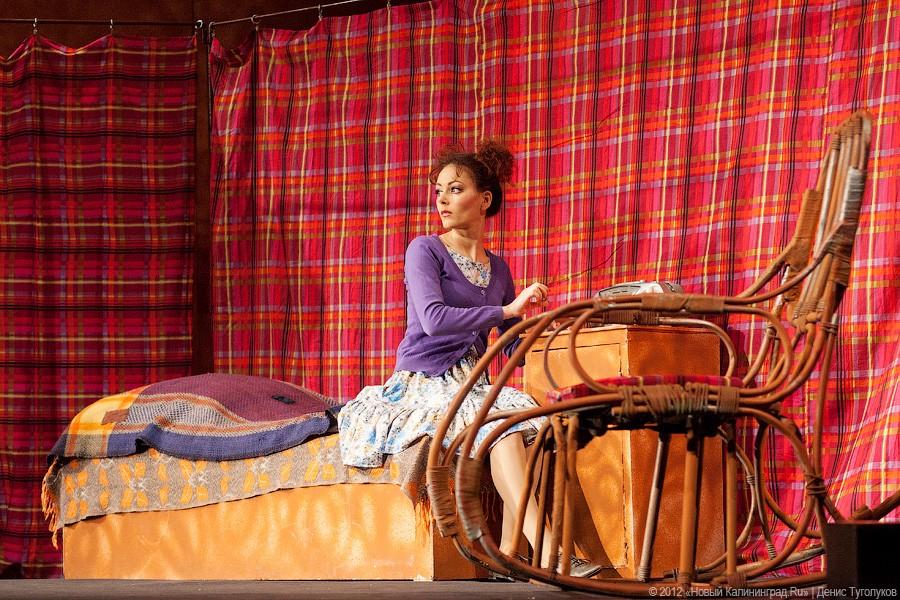 «Светская жизнь драматического театра»: фоторепортаж с репетиции спектакля