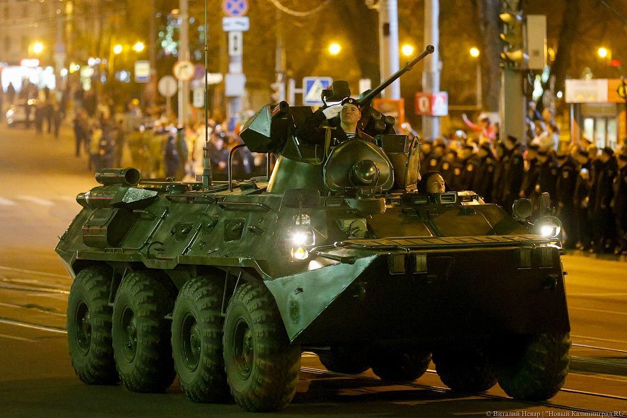 «Тяжело в учении»: в Калининграде прошла первая репетиция Парада Победы