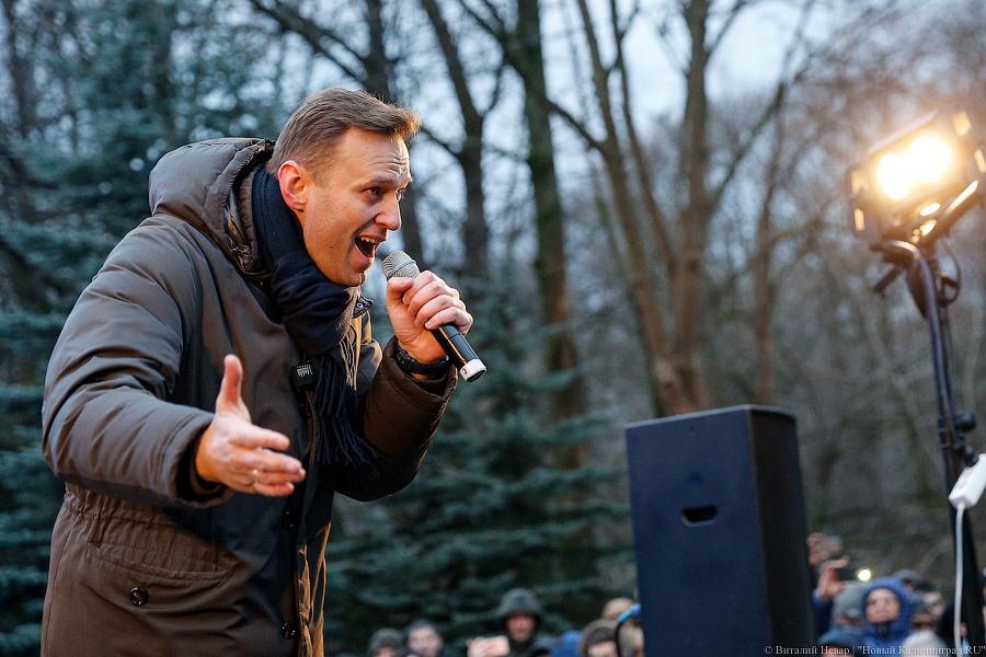 «Извините, что меня не убили»: о чем Навальный* говорил с жителями Калининграда