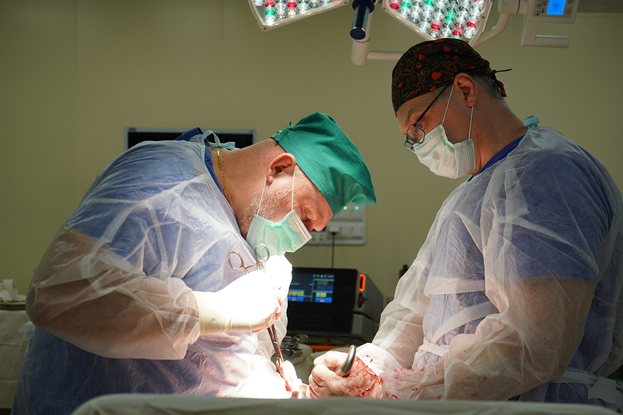 В онкоцентре провели операцию пациентке с синхронным раком нескольких органов (фото)