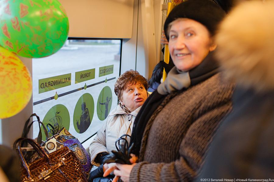 «Выход на рельсы»: фоторепортаж с запуска нового трамвая №5