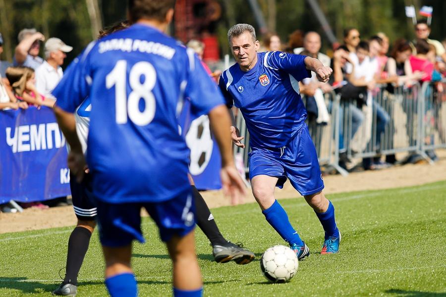 Результат без табло: как Цуканов и Ярошук с блогерами в футбол играли