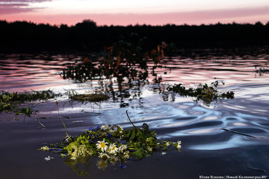 В свете пламени костра: как в Ушкуе отмечали праздник Ивана Купалы (фото)