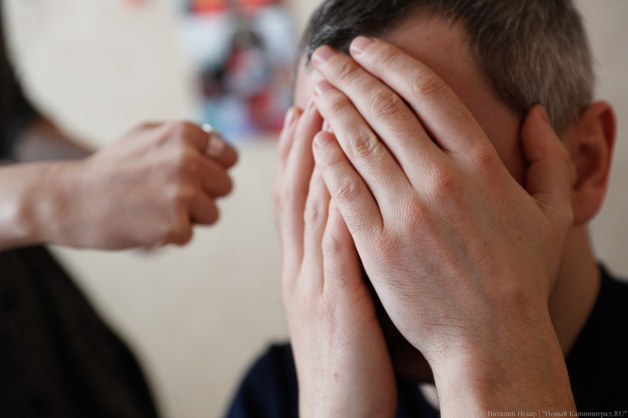 Калининградец отказался давать незнакомцу сигарету и попал в больницу