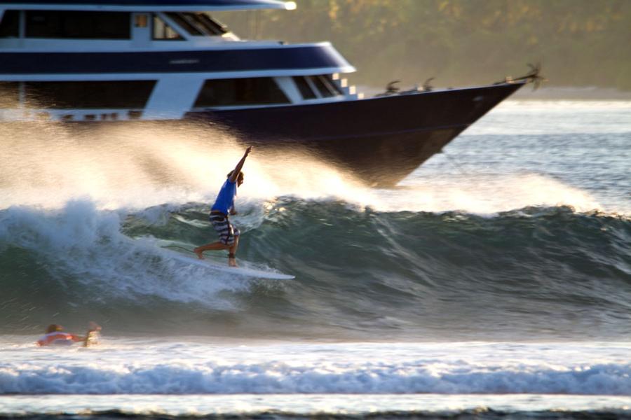 Калининградский серфер дважды стал серебряным призером соревнований на Мальдивах (+фото)