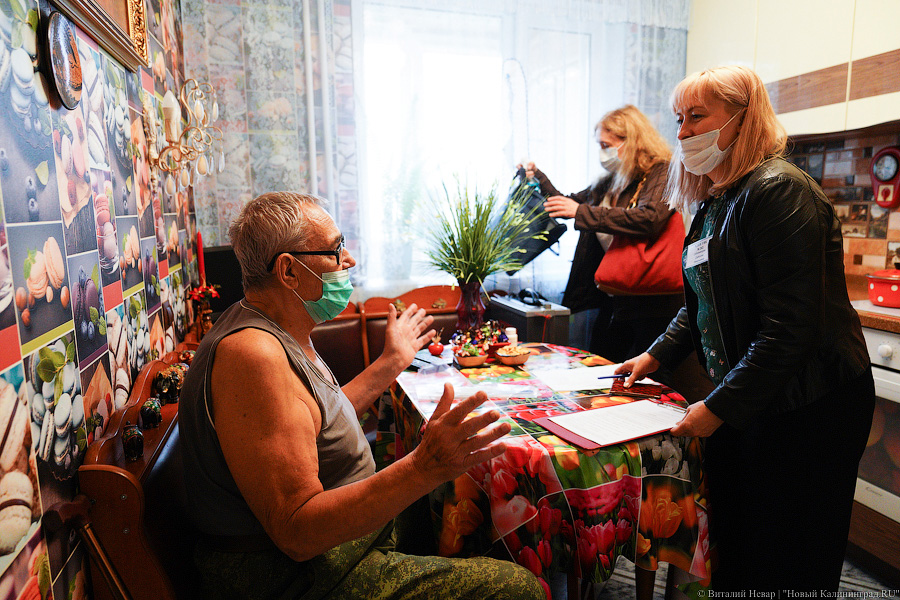 На участках и на кухне: как в Калининградской области прошёл первый день выборов